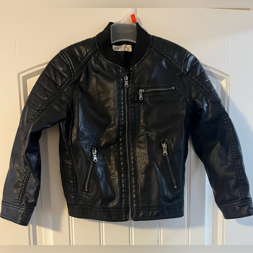 Kids H&M jacket. Size 6/7 years.
